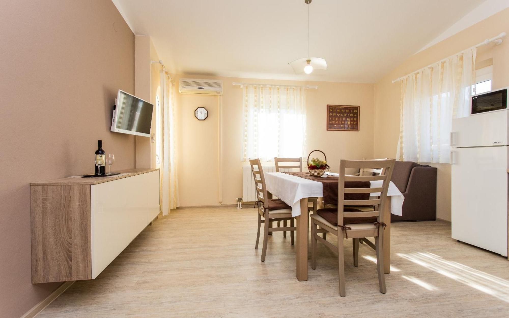 Apartments Polonijo Башка Номер фото