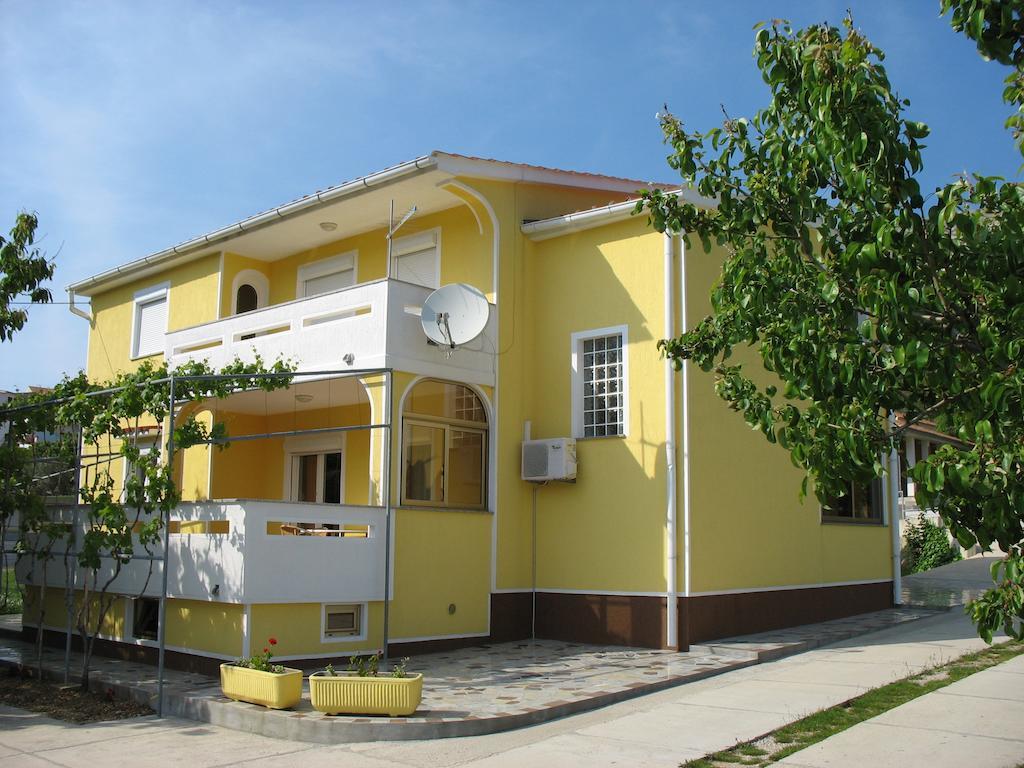 Apartments Polonijo Башка Экстерьер фото