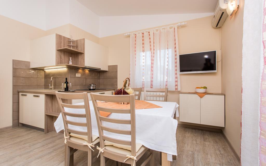 Apartments Polonijo Башка Экстерьер фото